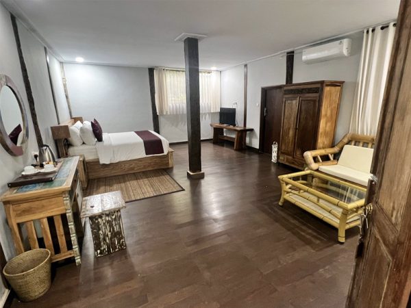 Retraite méditative Bali - Joglo avec terrasse, chambre 102 (couple)